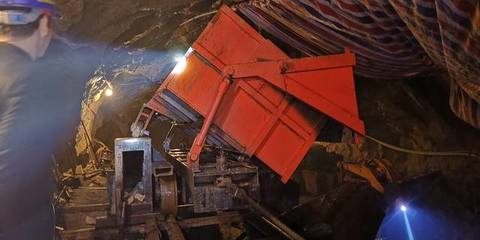 斜井扒渣機(jī)與斜井曲軌自卸式礦車(chē)斜井開(kāi)拓(斜井開(kāi)挖)