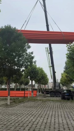 內(nèi)蒙古磷礦扒渣機(jī) 扒渣機(jī)費(fèi)用是多少?湖北金竣機(jī)械,主要提供履帶式、輪胎式扒渣機(jī)等多種產(chǎn)品,我們生產(chǎn)扒渣機(jī)十余年,客戶群體遍及全國各地,我廠位于七省通衢之所湖北省襄陽市,交通便利,發(fā)貨更方便,我們會(huì)盡快與您聯(lián)系,確認(rèn)發(fā)貨時(shí)間和配送方式。#扒渣機(jī)有優(yōu)惠嗎?